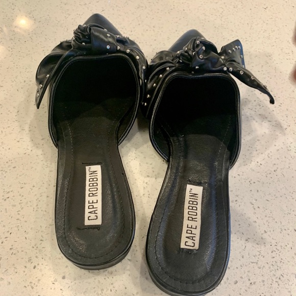 Black studded bow  leather slip ons - Picture 3 of 4